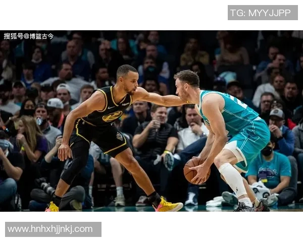 鸟人挑战姚明的篮球之路:一场身高与技巧的巅峰对决