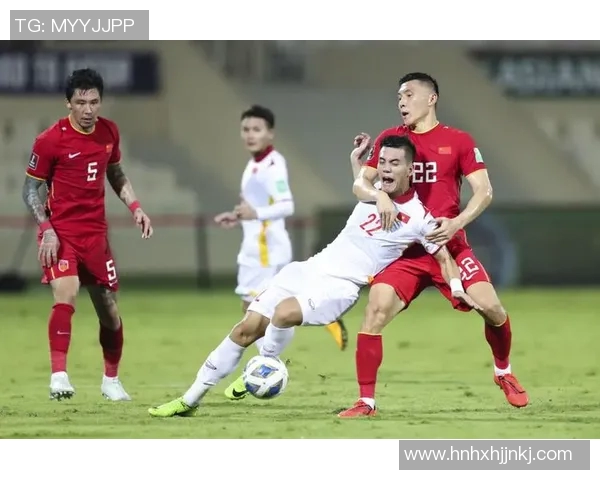 越南足球明星浪漫婚礼视频曝光引发球迷热议与祝福